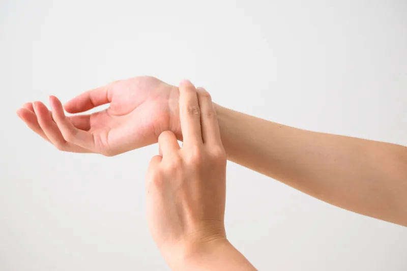 hand to take a pulse