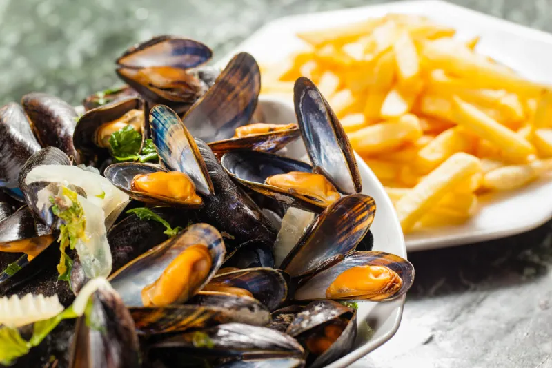steamed mussels and french fries