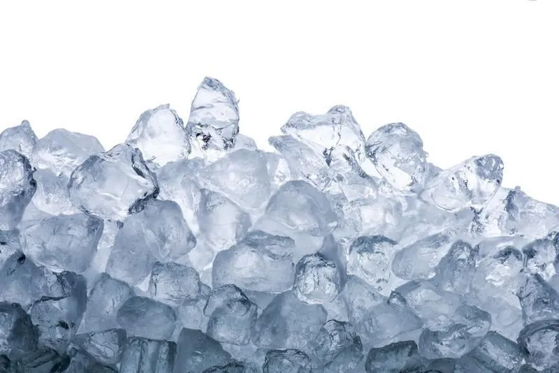 gros plan de glaçons