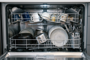 intérieur de lave-vaisselle
