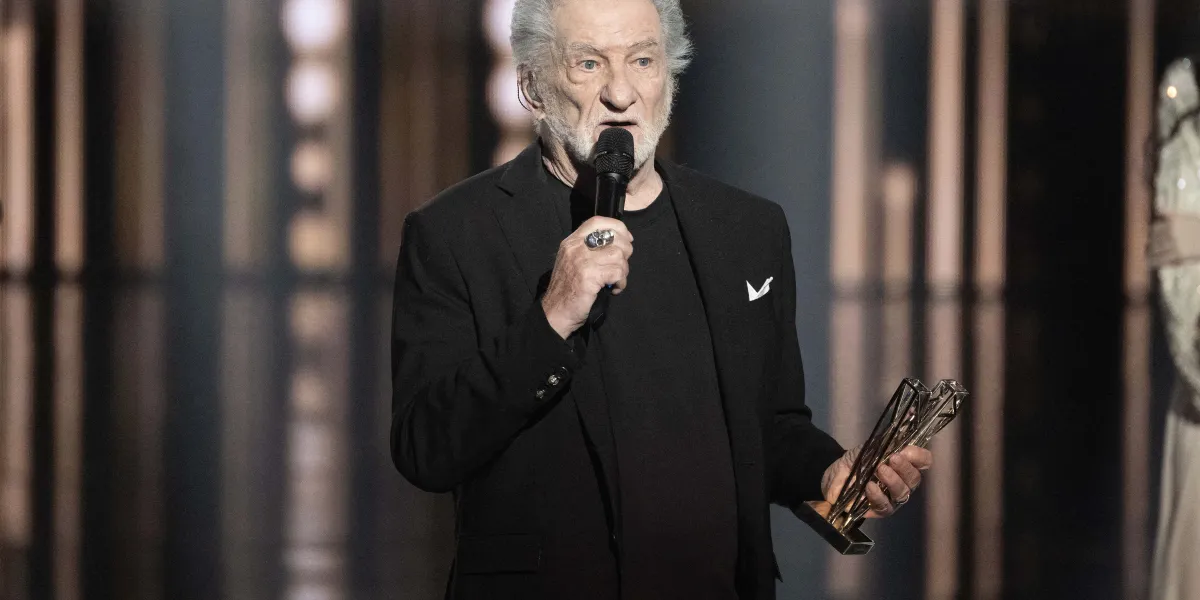 Eddy Mitchell hospitalisé