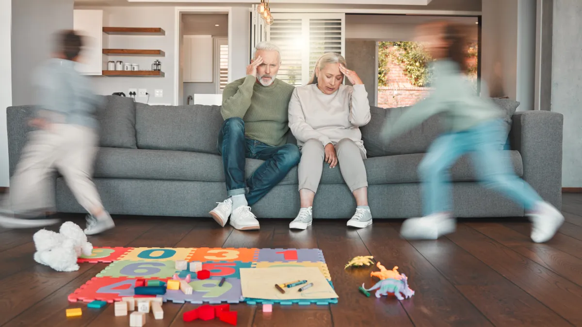 grands-parents épuisés