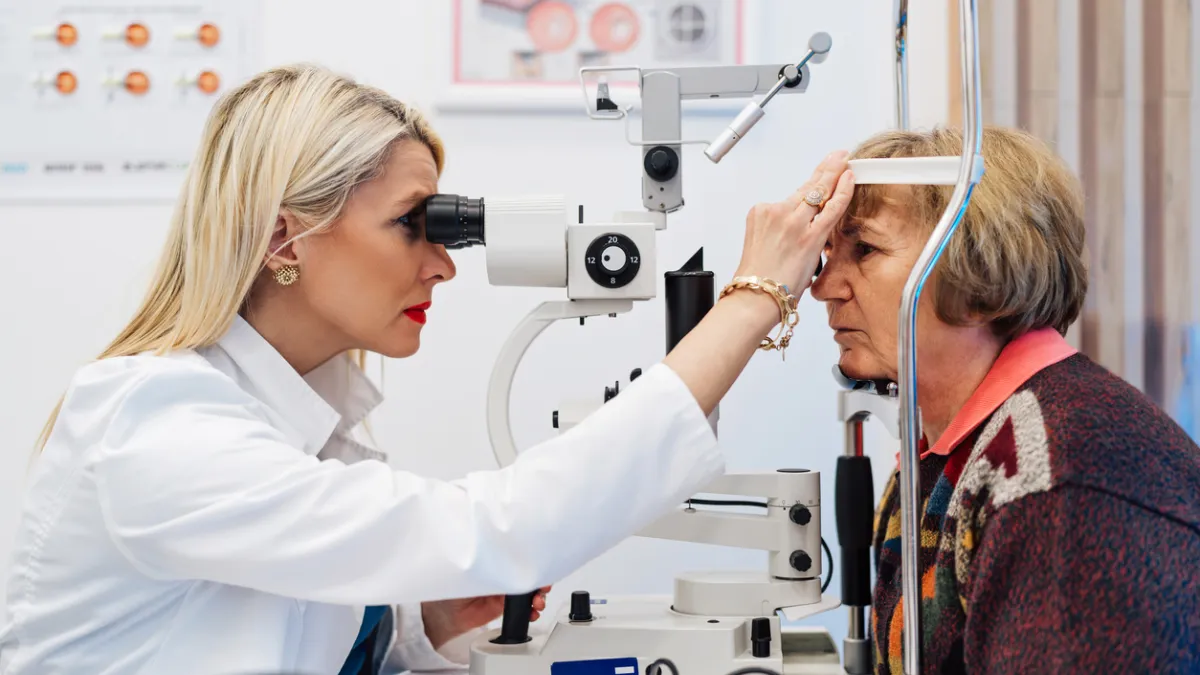 consultation chez une ophtalmologue