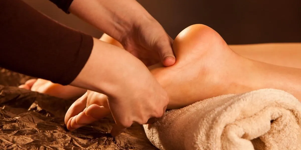 technique de massage des pieds
