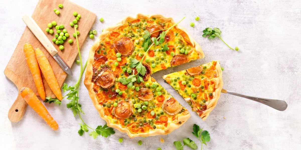 vegetarian quiche with pea and carrot