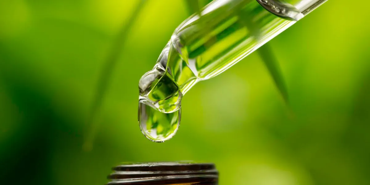 essence à base de plantes, tir avec une très faible profondeur de champ