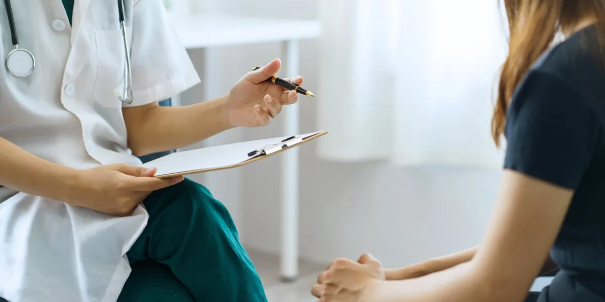 doctor was inquiring about the symptom of the patient and notes in the document