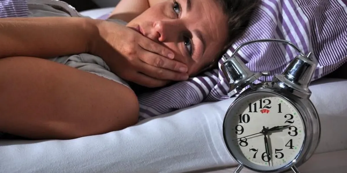 jeune femme avec des problèmes de sommeil