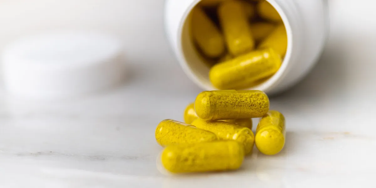 close up of berberine capsules used to maintain insulin levels n