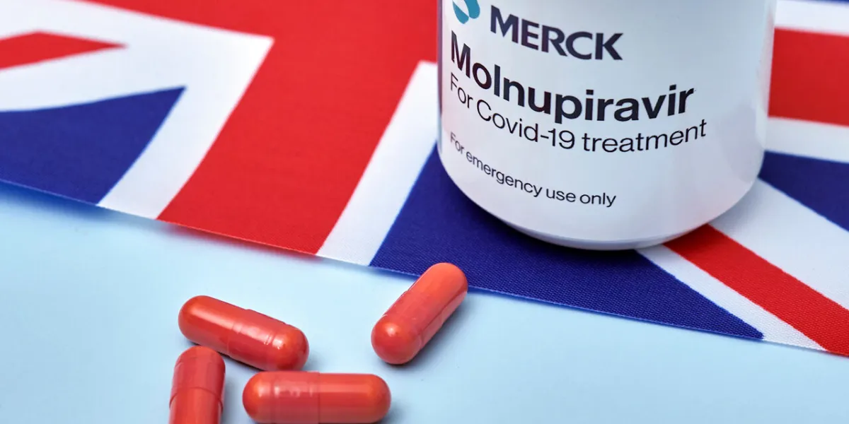 tashkent, uzbekistan - november 9, 2021  molnupiravir - first approved oral antiviral pills against covid-19, drug developed by merck container of molnupiravir novel coronavirus antiviral treatment