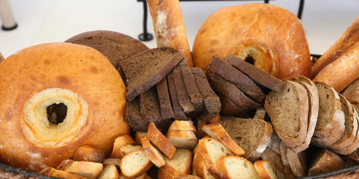 many mixed breads