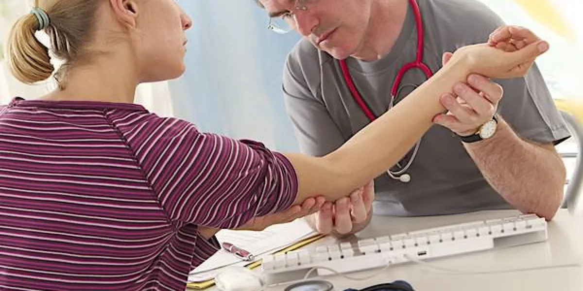 douleur du coude - consultation