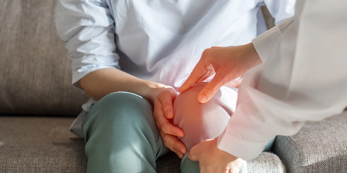 knee and joint pain, osteoarthritis arthritis, tendon injury, sprained or strained ligaments, cartilage tears, tendonitis chronic stress in knee muscle swelling problems in aging woman patient