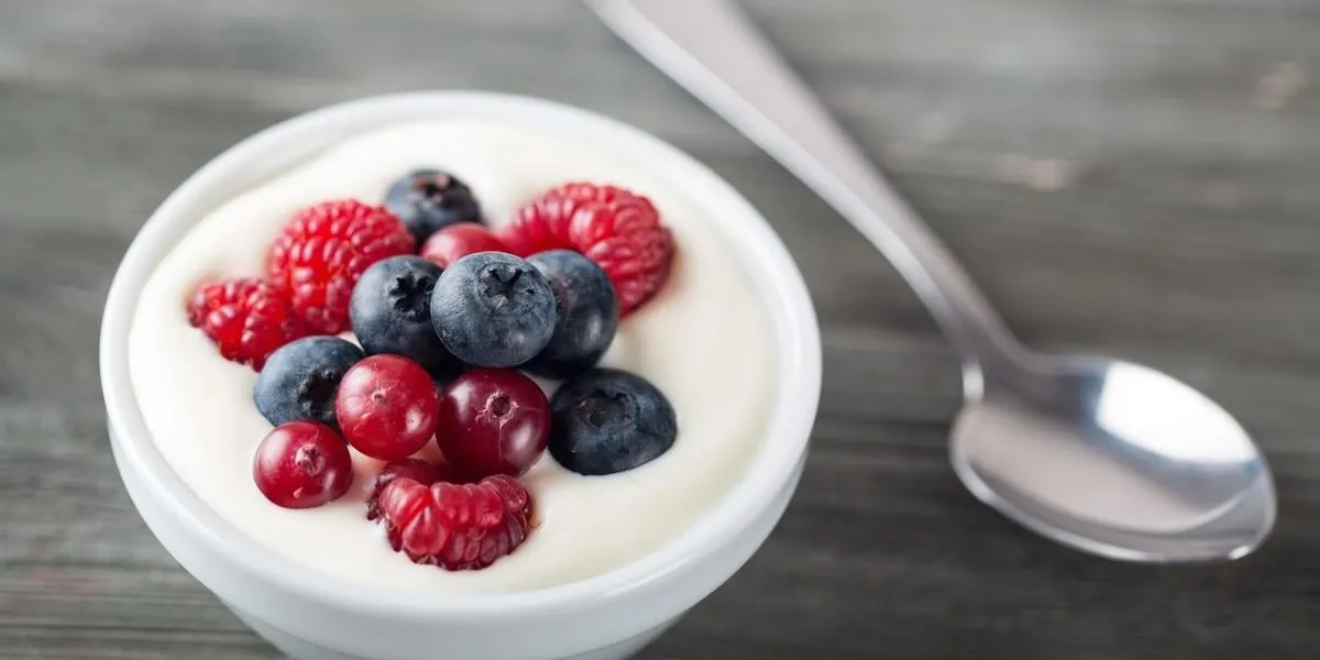 yoghurt, yogurt, fruit