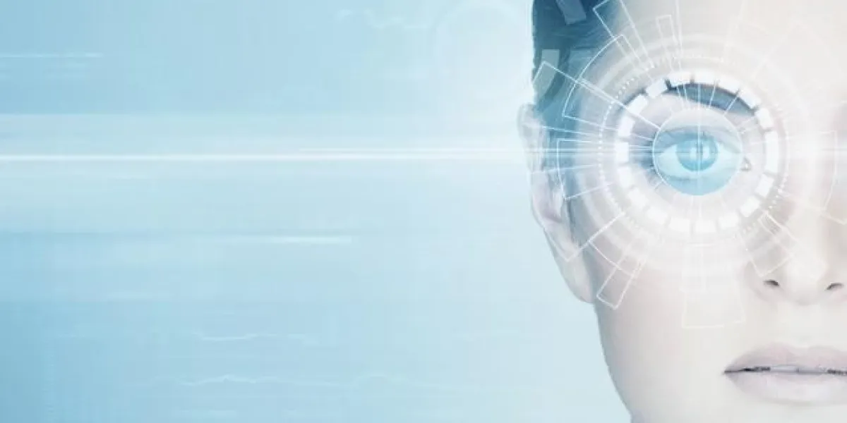 jeune femme avec un hologramme laser numérique sur les yeux (ophtalmologie, chirurgie oculaire et concept de technologie de numérisation d'identité)