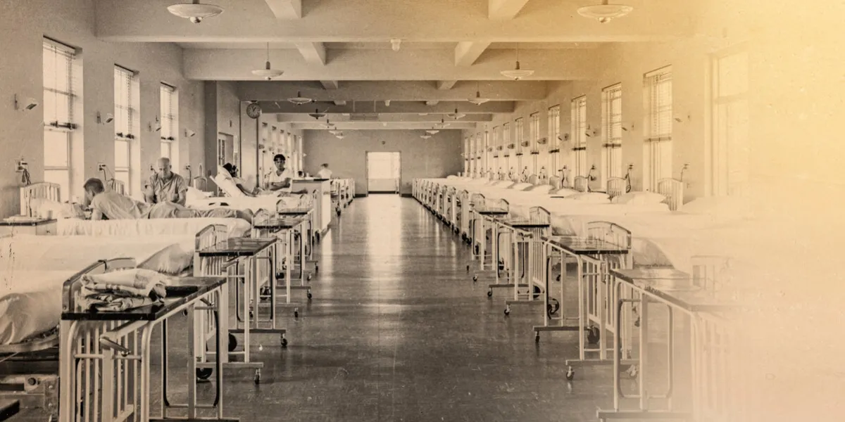 historical photograph of a field hospital during the spanish flu pandemic in europe