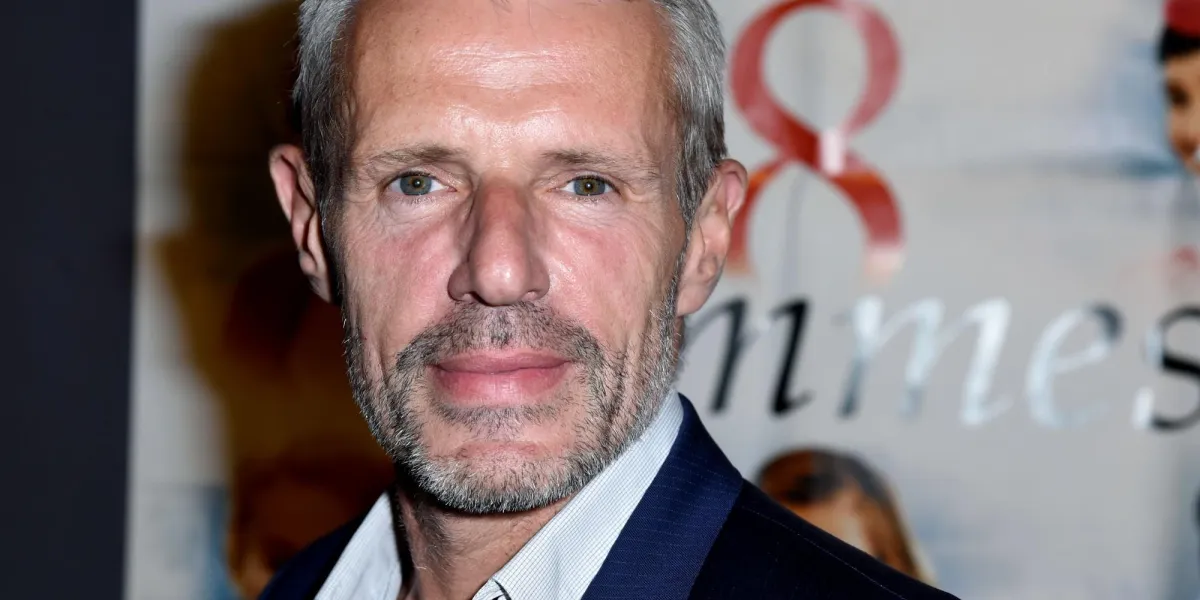 lambert wilson (president d'honneur du reve de cineema) lors du vente aux encheres au profit de l'association reve de cinema a paris, france le 28 juin 2018 photo by alain apaydin abacapresscom , 642736 014 paris france