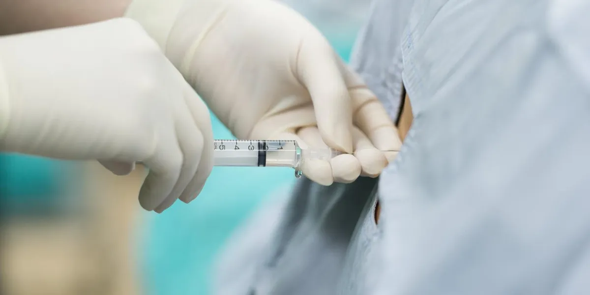 forme d'anesthésie régionale impliquant l'injection d'un anesthésique local dans l'espace sous-arachnoïdien