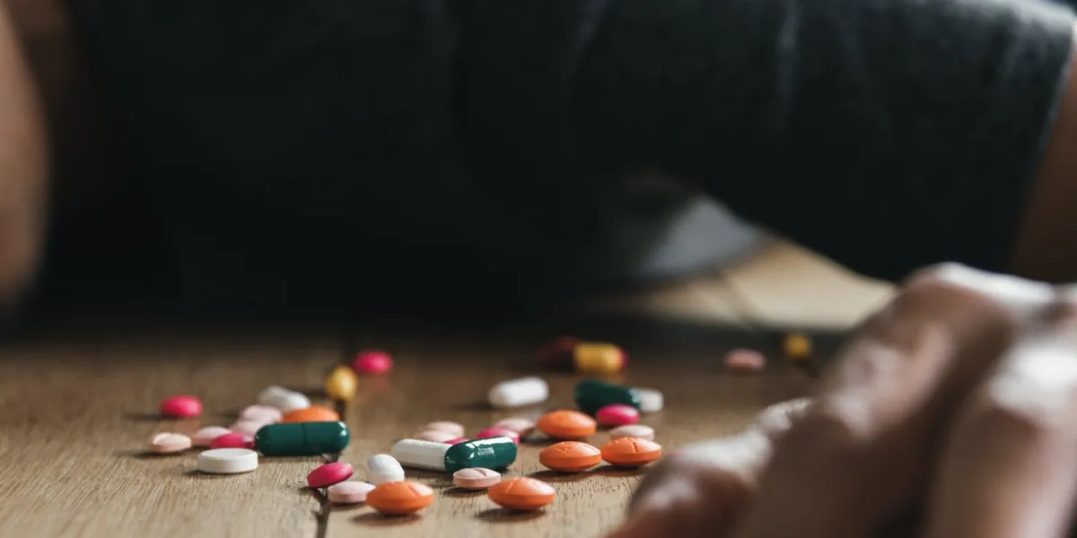 the person using drugs overdose and will be go to death this concept is for healthcare or medical