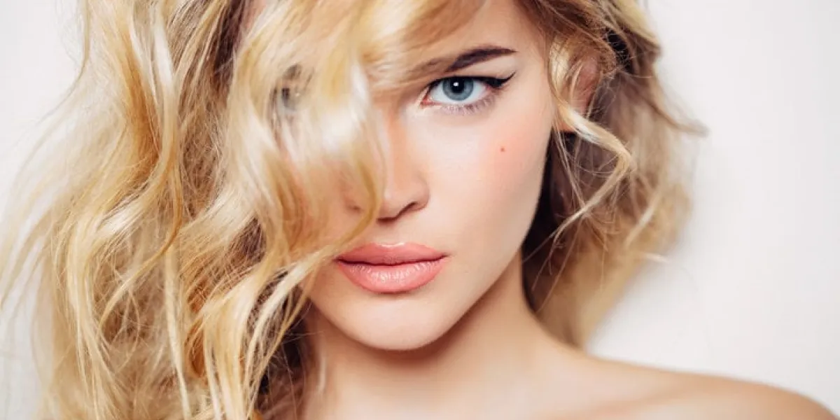 photo shot of young beautiful woman