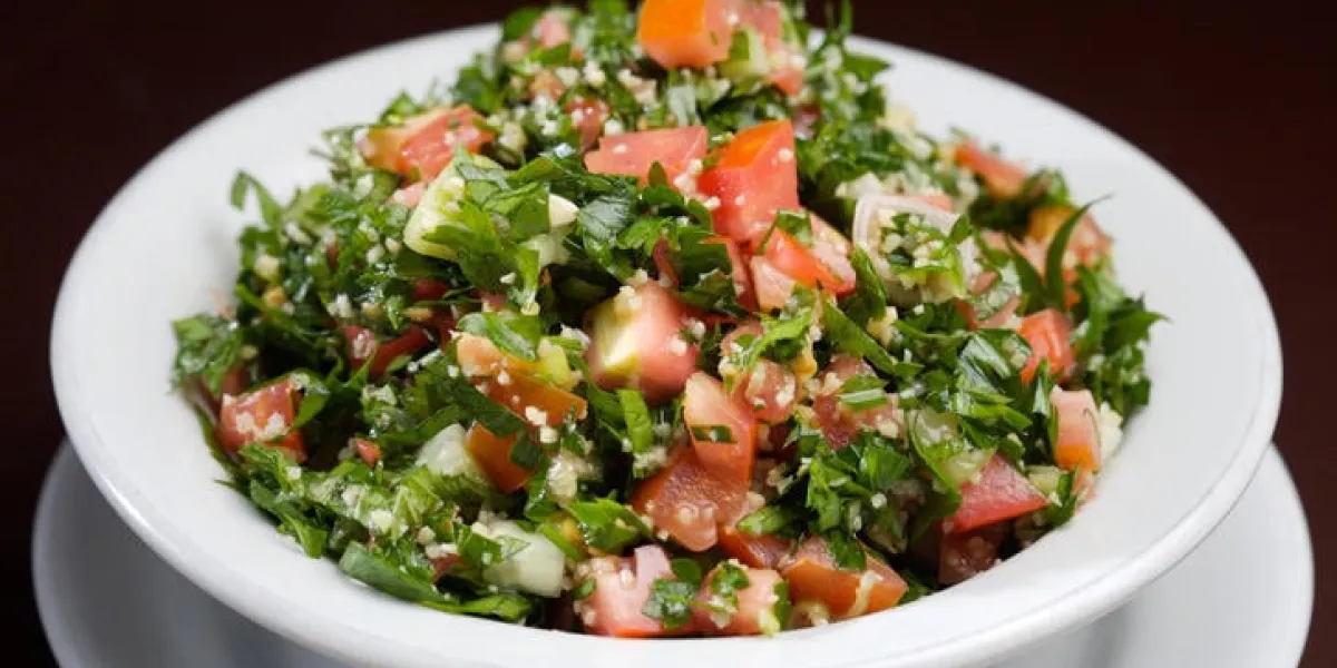 taboulé, taboulé, salade de persil, cuisine du moyen-orient